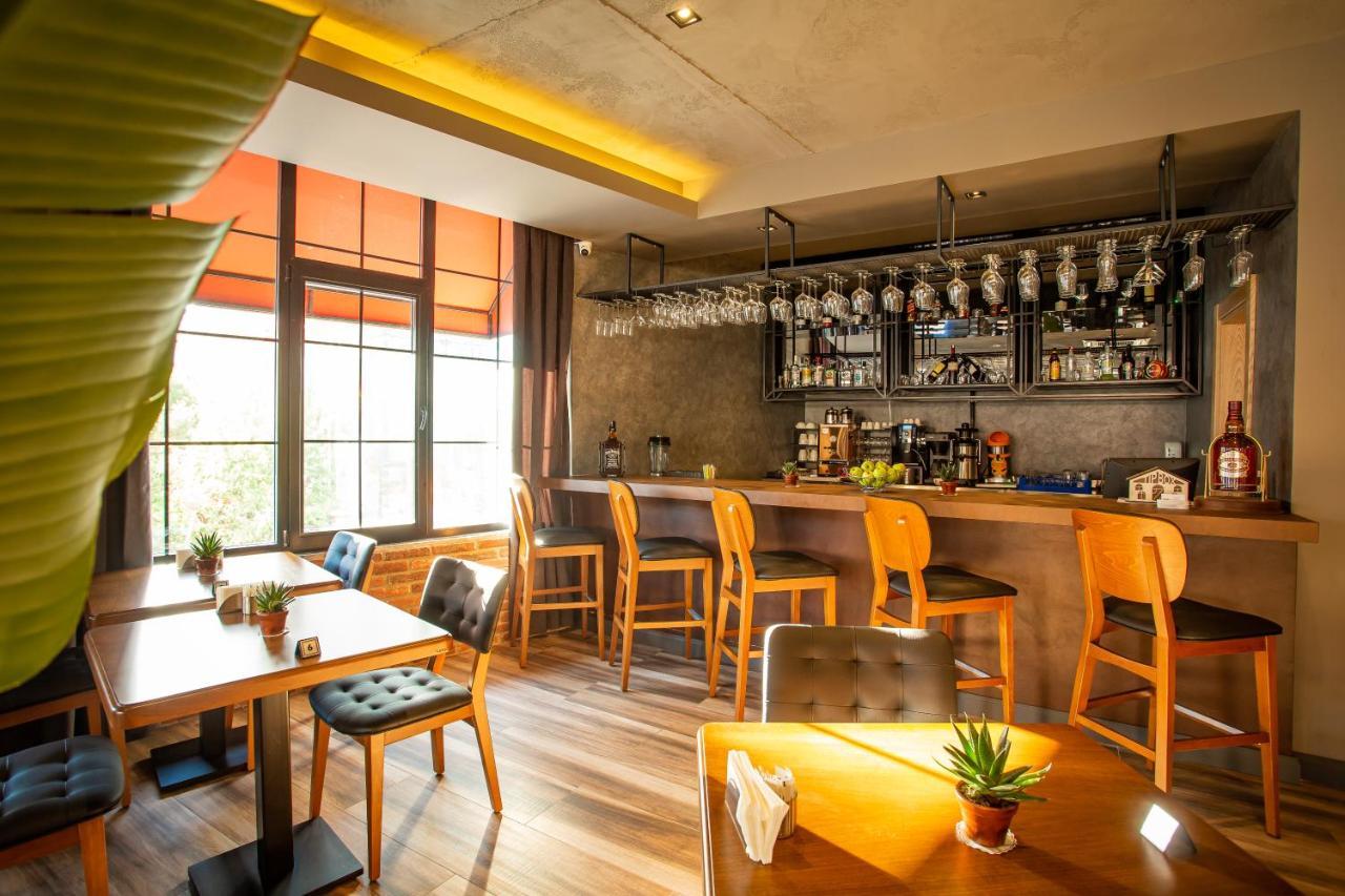 Levor Hotel Bursa Eksteriør billede